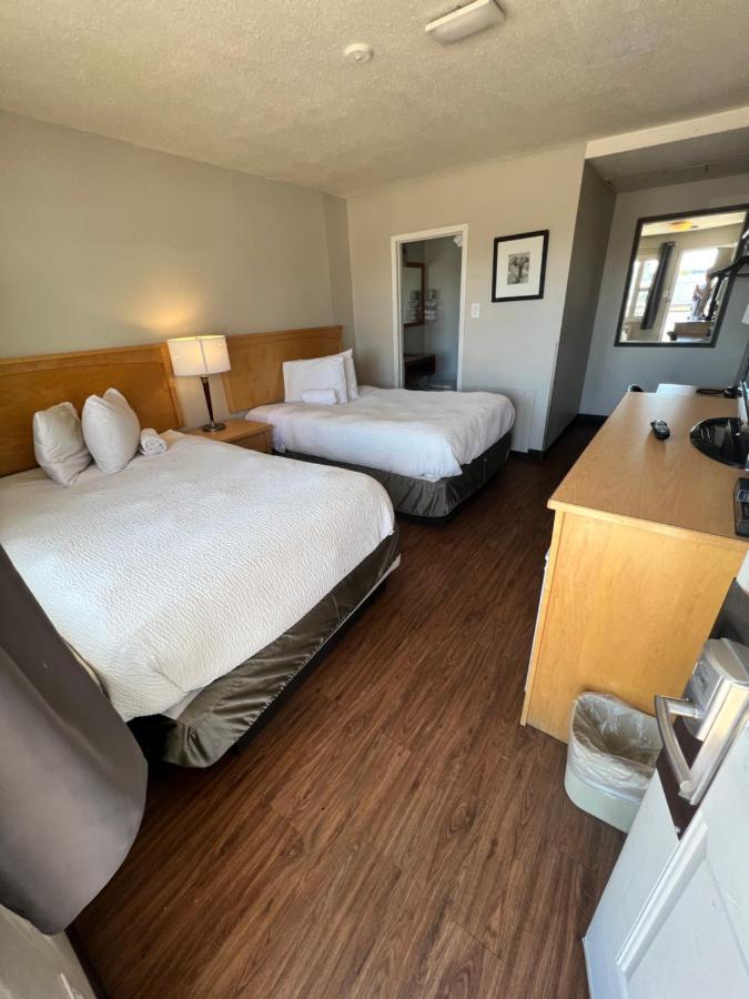 Thriftlodge Saskatoon Esterno foto