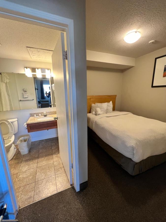 Thriftlodge Saskatoon Esterno foto